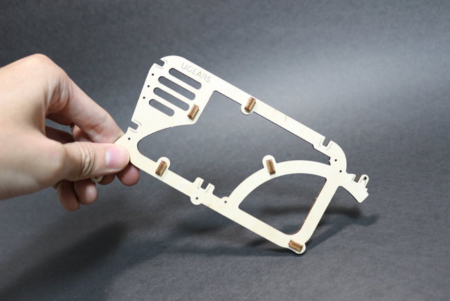 【DIY OK】UGEARS 木製機械玩具,看著親手組裝的齒輪運轉就是爽快!