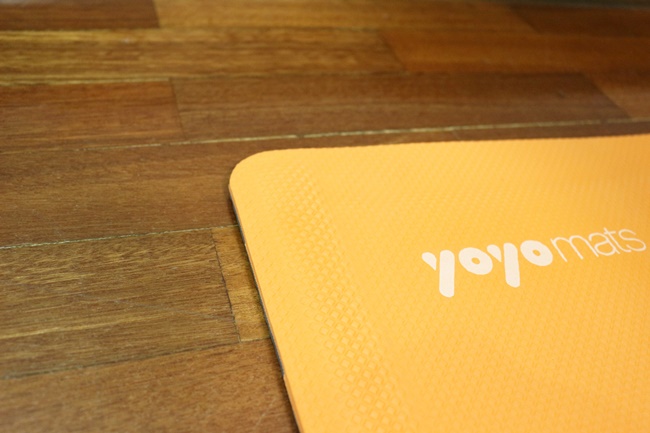 懶惰萬歲！會自己捲起收好的瑜珈墊 yoyo mats