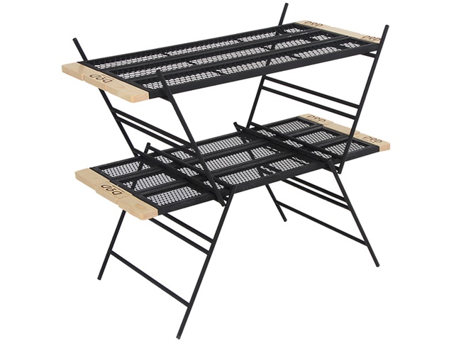 萬用露營桌 TEQUILA TABLE 給你滿滿的野外用餐平台！