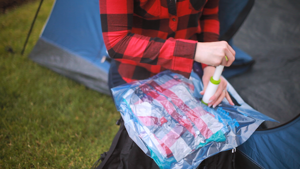 可以帶著走的真空食物保存器，新鮮健康只要簡單5步驟