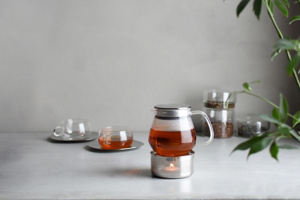 日本設計大師柴田文江再度操刀 KINTO！極簡透視感輕水瓶 WATER BOTTLE 以礦石色詮釋飲具