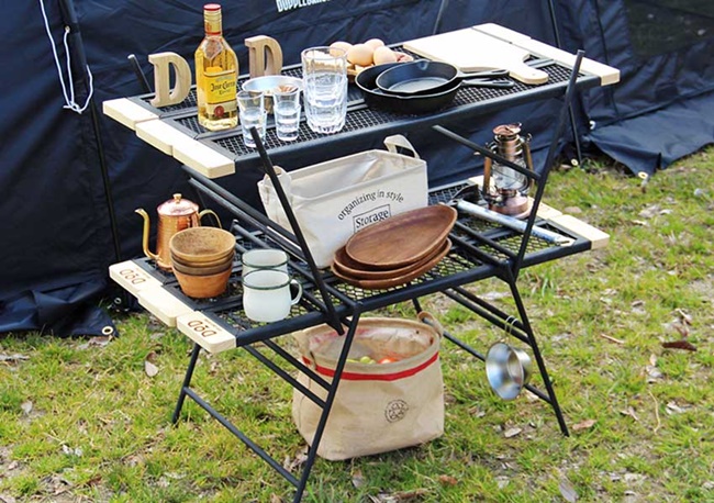 萬用露營桌 TEQUILA TABLE 給你滿滿的野外用餐平台！