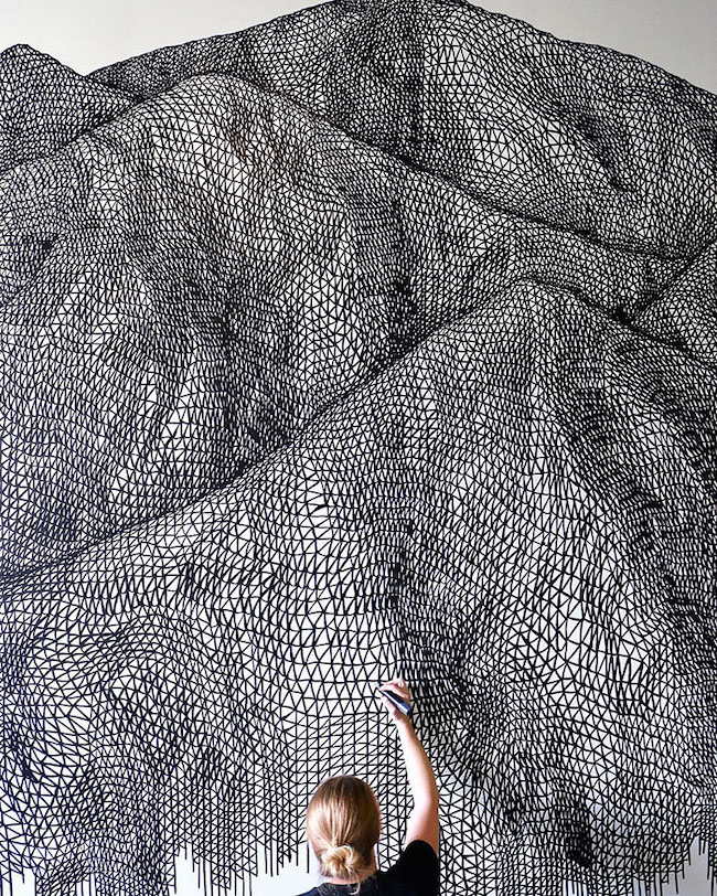 主修數學的藝術家，用簡單線條把平面變立體！