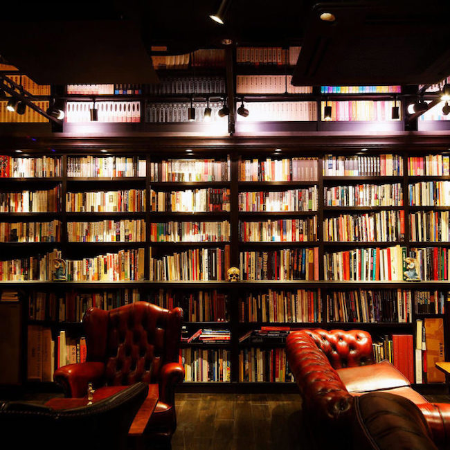 書與咖啡的完美組合！東京充滿特色的 BOOK Cafe 咖啡廳 5 選