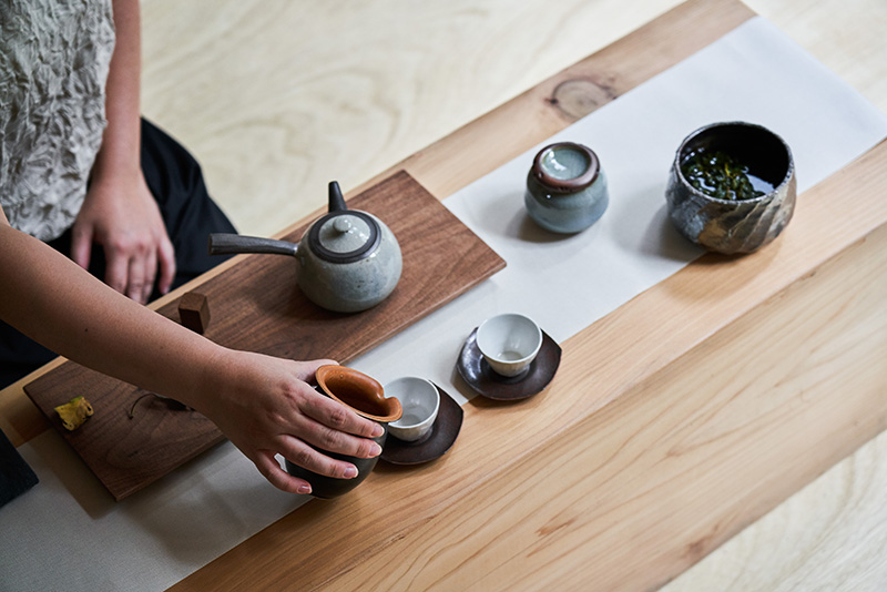 40 年老屋改造的「透明感陋室」兆兆茶苑！隱身台中審計新村幽靜巷弄的自在品茗空間