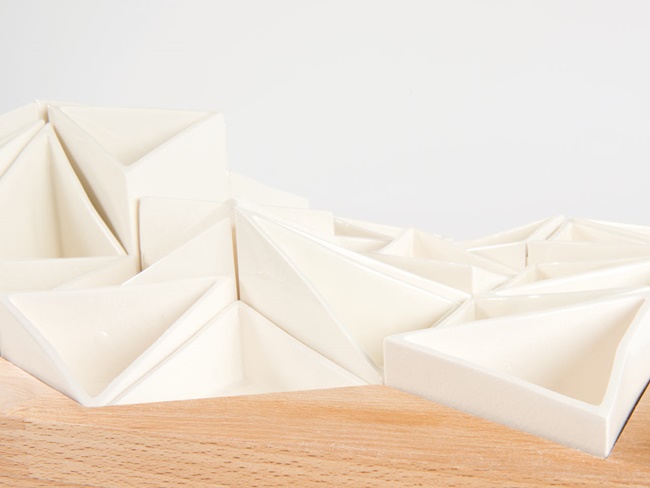 拼湊你的三角食器，眼鼻口一起享受美食饗宴