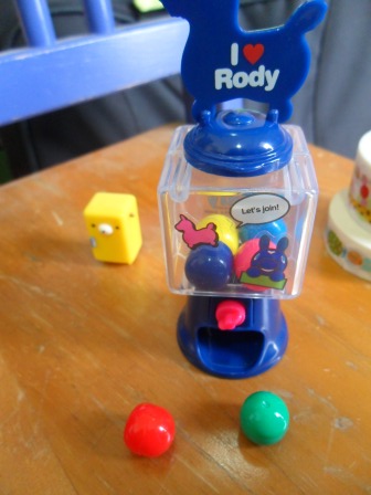 (開箱文)輕鬆扭一下！ Rody跳跳馬化身迷你扭蛋機