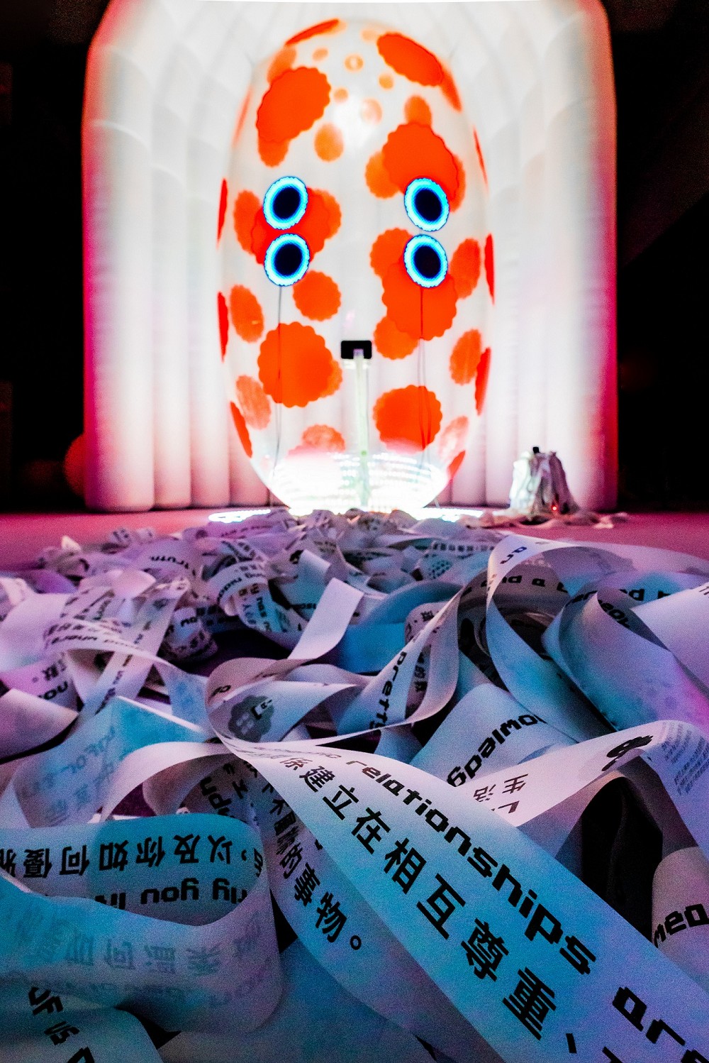 新店誠品《AI靈感大師》療癒展覽！澳洲團隊ENESS打造森之舞者、太陽神等4大光影裝置