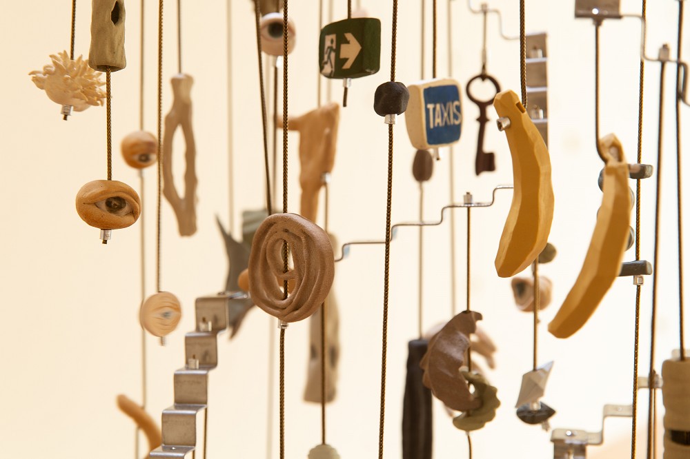 2023台北雙年展「小世界」北美館亮相！花園照護者雕塑、馬賽克磚牆等20+作品亮點