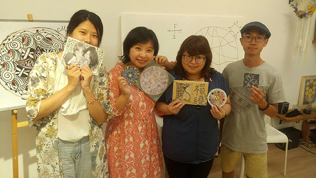 四堂課繪畫靜心全紀錄：失控也沒關係－禪繞畫教會我的事