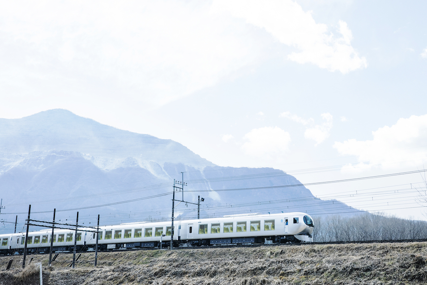 妹島和世操刀設計，西武鐵道隱形特快車「Laview」3 月正式發車、10 月獲Good Design Award！