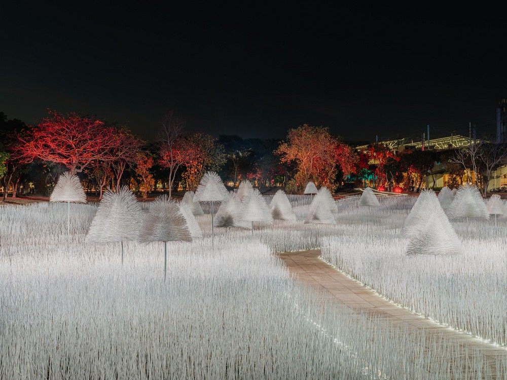 2024台灣燈會在台南「城里有光展區」!雪白鹽田竹籤地景、無限立方鏡面等15組創作