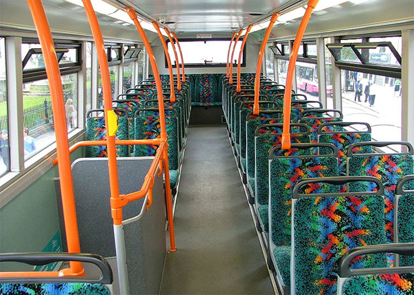 全世界都一樣醜設計：公眾交通工具座椅上的驚人圖案