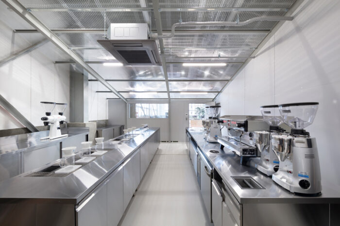 Blue Bottle 藍瓶咖啡日本一號店清澄白河改裝！首次設立 C Bar 讓專業咖啡師親手示範沖煮教學