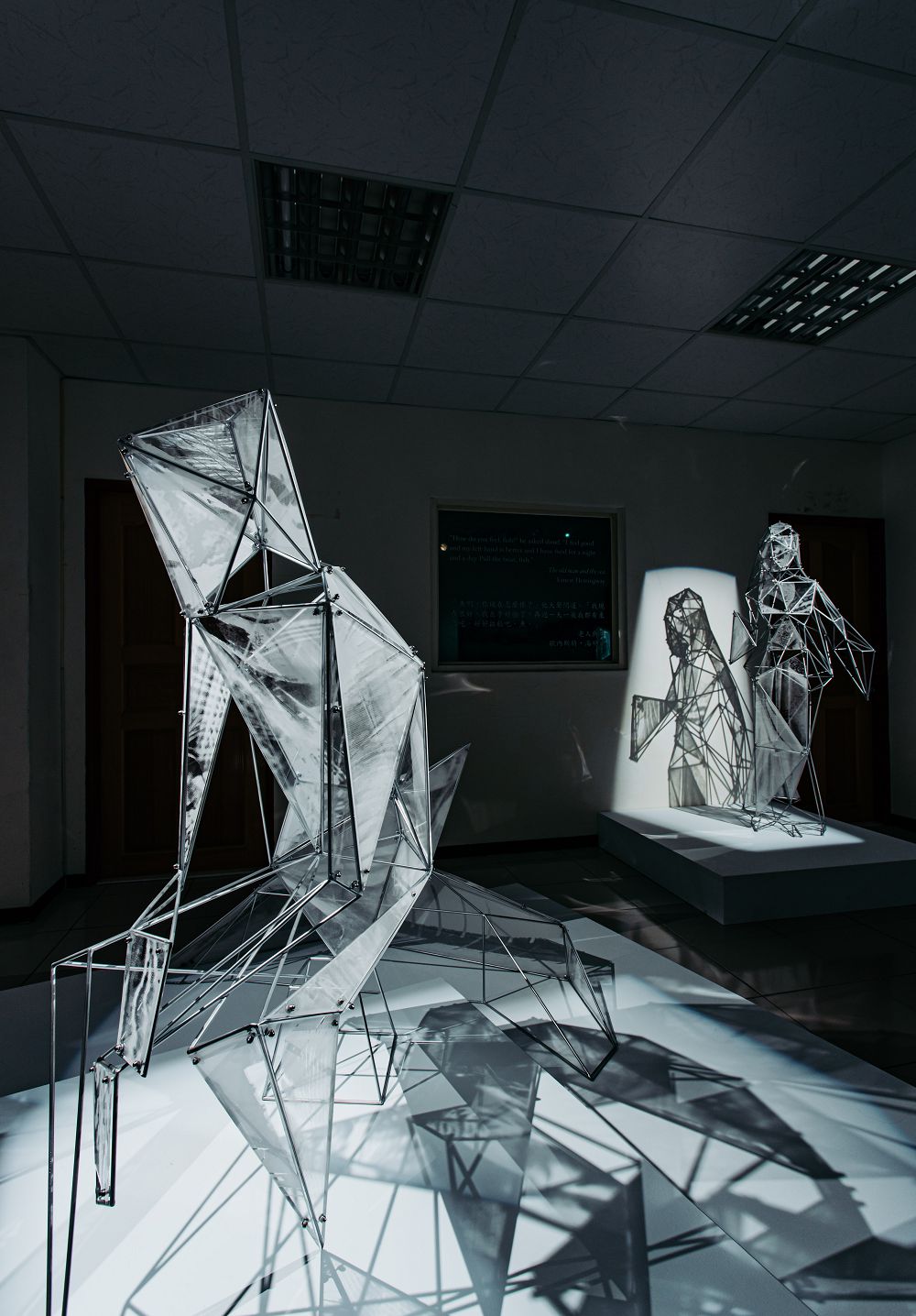 阿根納的光雕船、愛馬仕設計師夢幻船艙酒吧！《2020 基隆潮藝術：海的一日》藝術季讓海上美術館開張