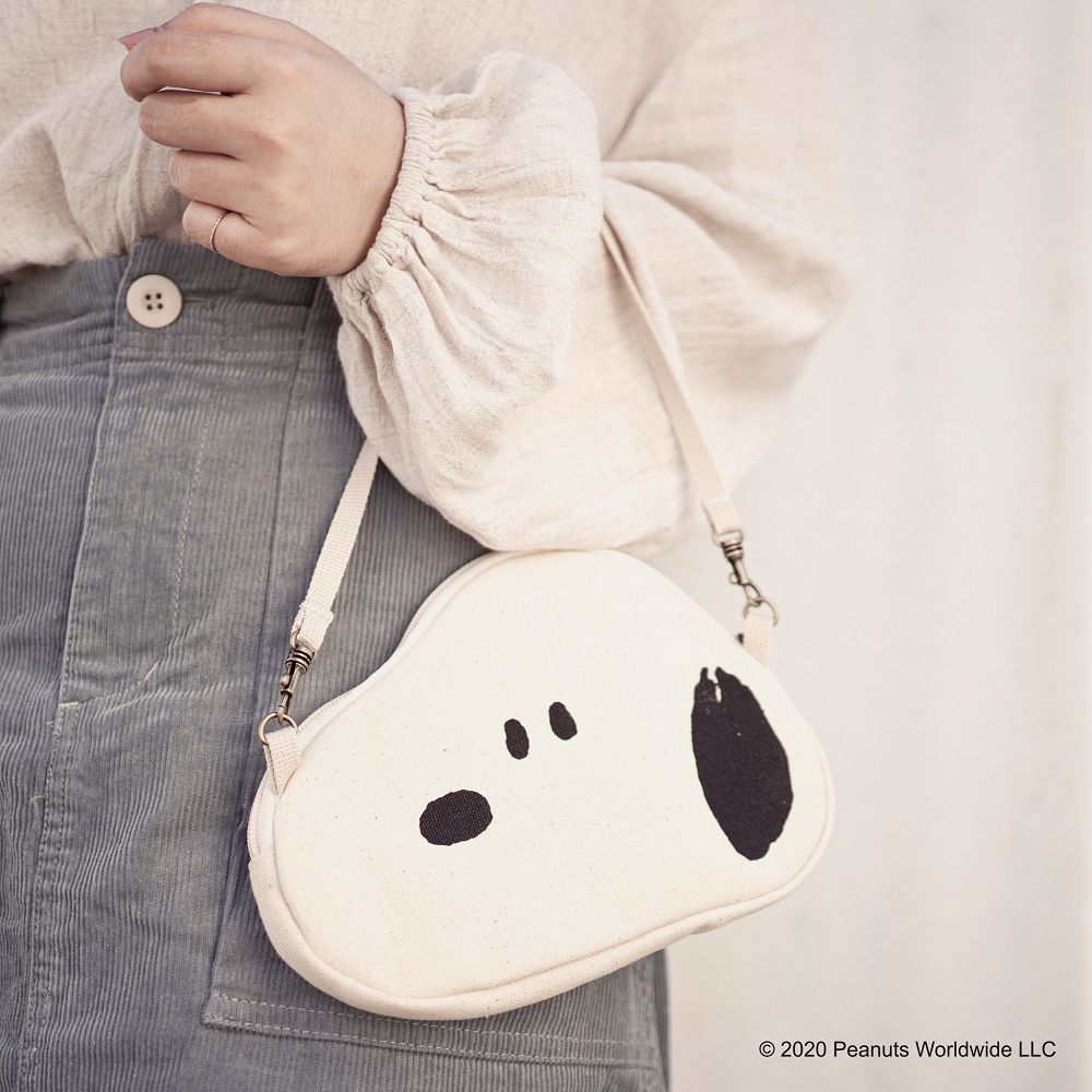 經典茄芷袋紅、綠、藍 Pinkoi x SNOOPY 史努比聯名！台味平安符、日曆和熱炒玻璃杯的台式日常