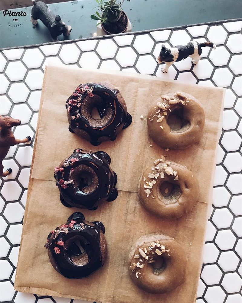 台中木質系、台北綠意日光空間...... 盤點全台 10 間人氣蔬食餐廳,結合東西方料理方式、在地食材的好去處