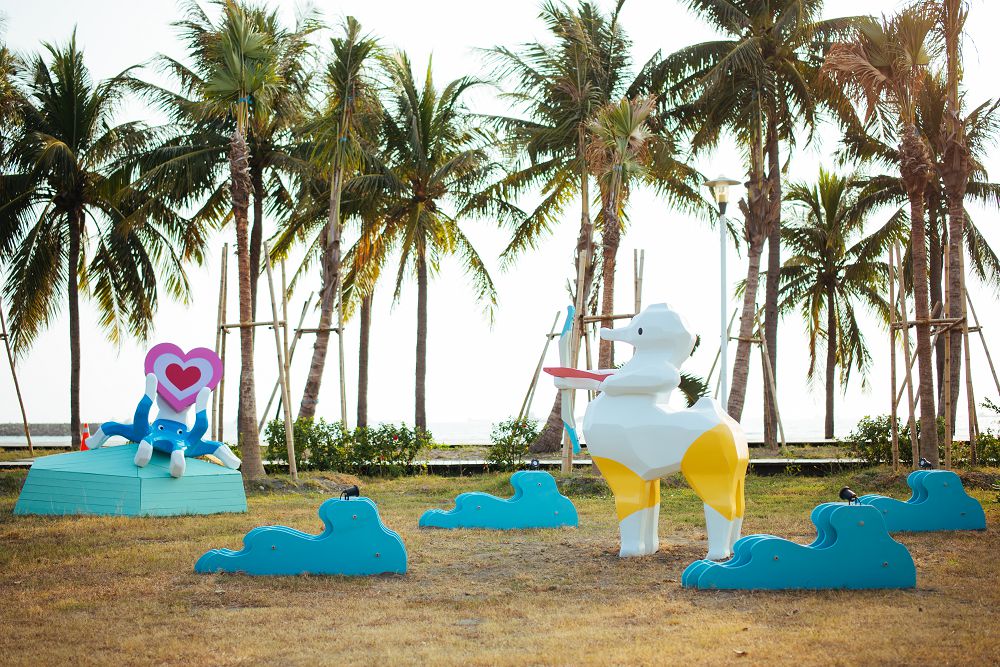 秋遊旗津海岸藝術季「1920公尺的約定」登場！7 組裝置藝術現身沙灘，展現打狗港百年風華