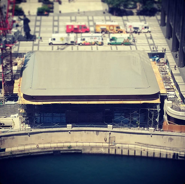 巨大 MacBook 降臨！芝加哥全新 Apple Store 搶先看