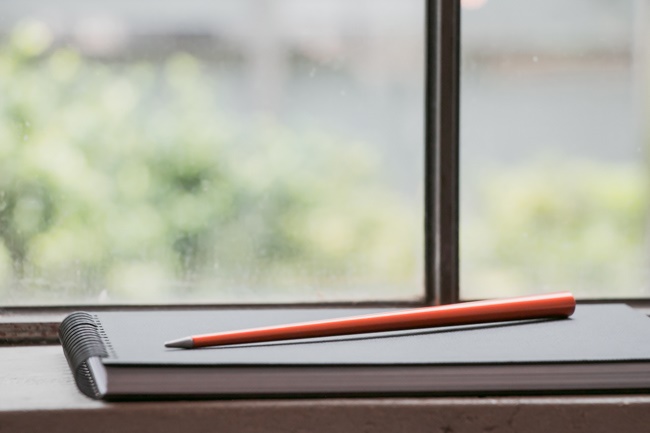 不用墨水也不用筆芯， Napkin 永恆無印筆帶你感受大藝術家的手感溫度