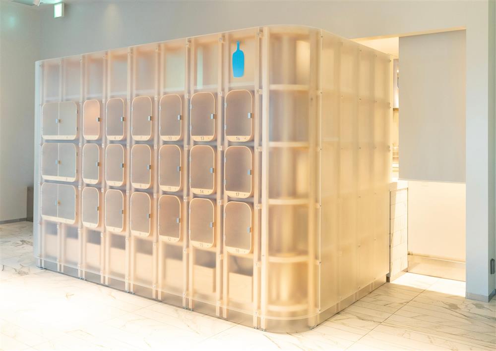 東京Blue Bottle無人快閃店！蜂巢置物櫃打造疫情時代零接觸咖啡廳