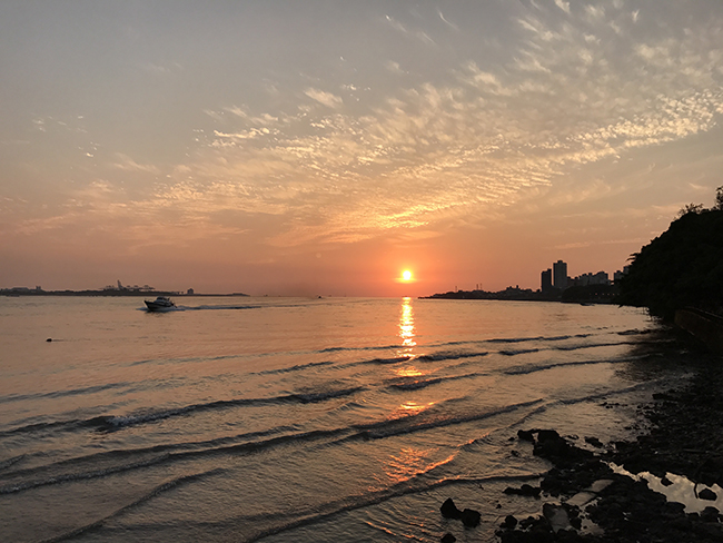 SNAP! 7 保護手機還能花式玩攝影，外接鏡頭用過就回不去啦！