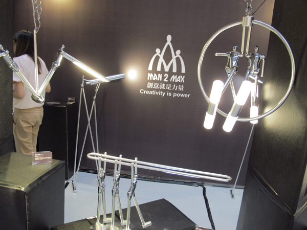 【2013台灣設計師週】逛到腳酸買到手軟的「3x3 設計產業形象展」