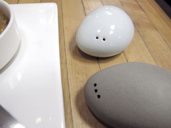 【生活玩物】味覺平衡與物體平衡都能好好掌握：TOAST 鹽胡椒罐