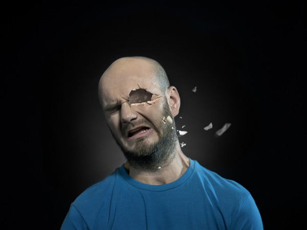 Konrad Sieroń 男性家庭暴力攝影集