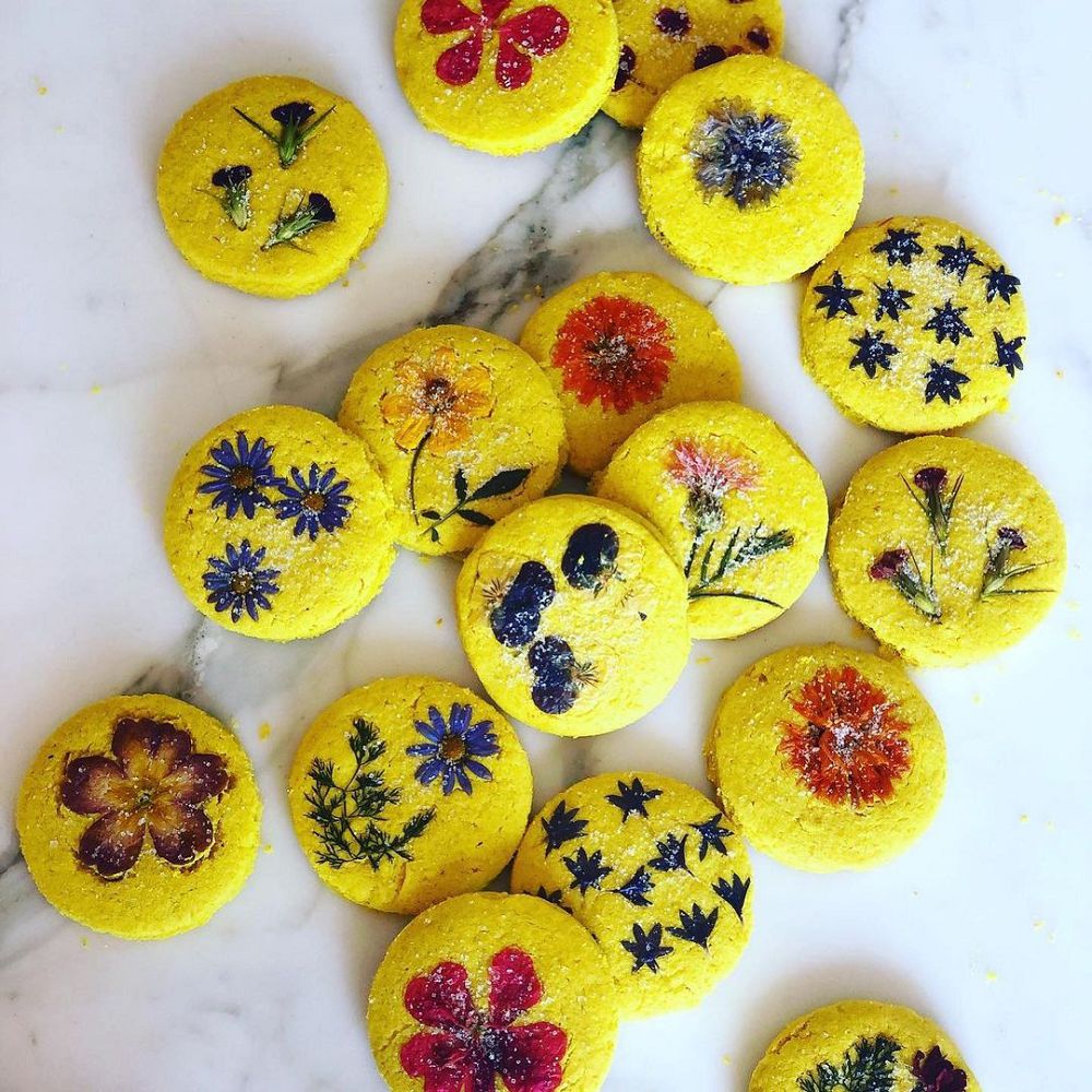 夢幻花卉甜食!美國甜點師Loria Stern如藝術畫作的繽紛花朵美食創作