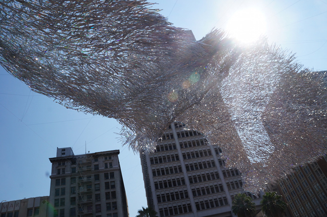 疑似銀河落九天？Liquid Shard 席捲洛杉磯