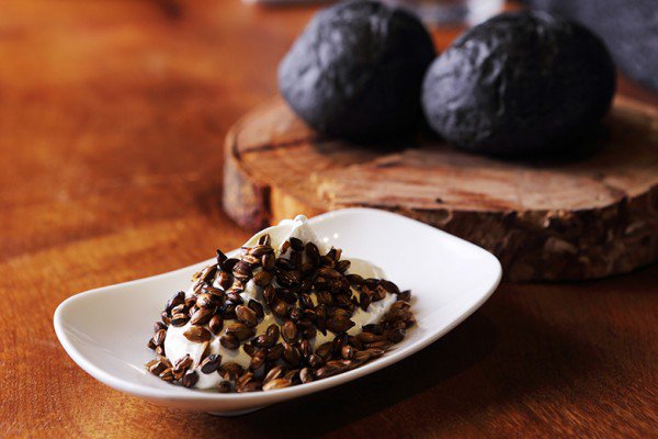 南台灣最難訂的餐廳！屏東霧台「AKAME」用創意原民料理呈現台灣森林的好滋味