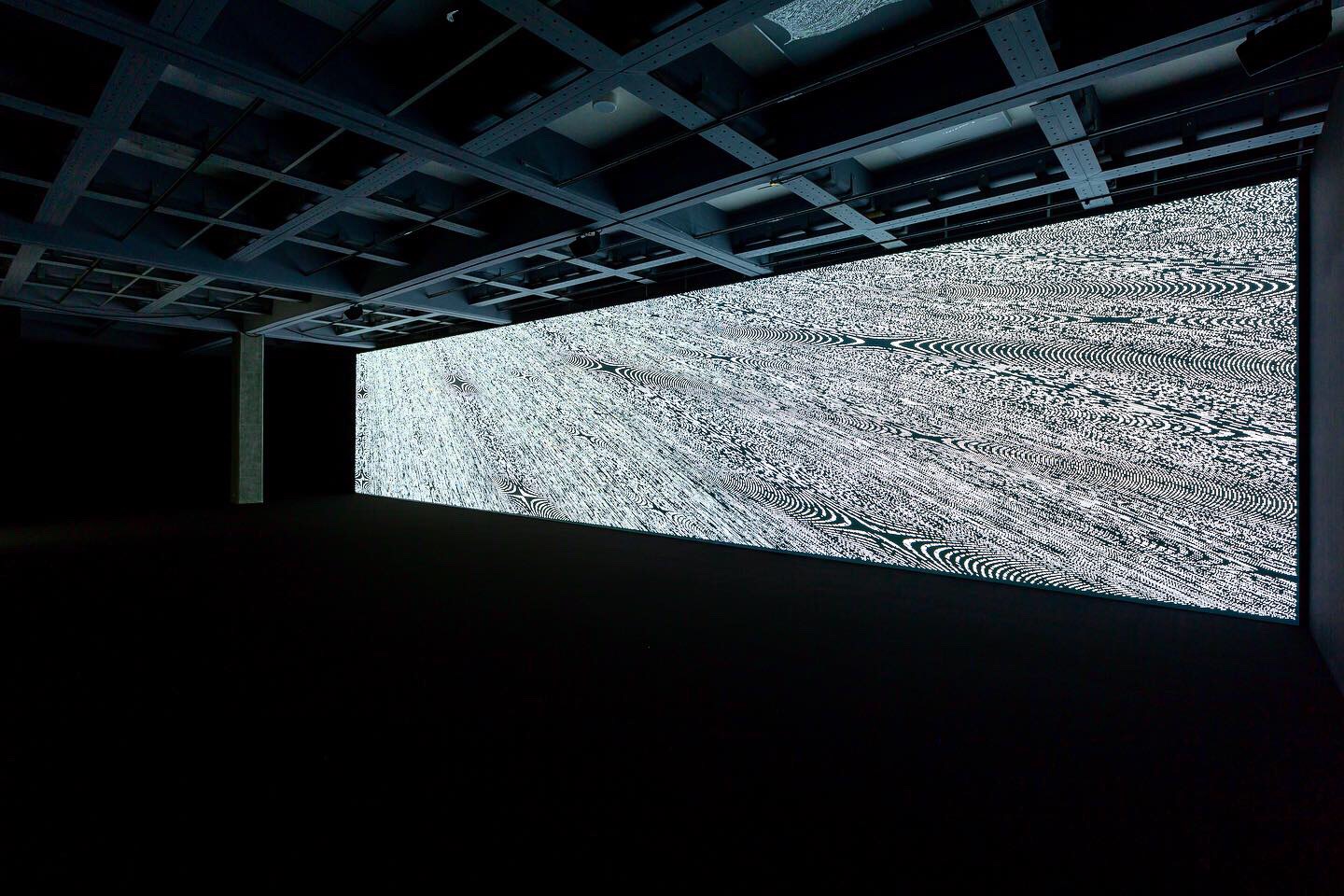 國際聲光藝術家池田亮司睽違十年亞洲最大、最完整個展！北美館年度重磅推出科技感體驗