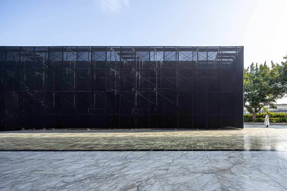 2023北美館X-site《途中》！走進高牆中擺盪蹺蹺板通道打開跨域身體感知