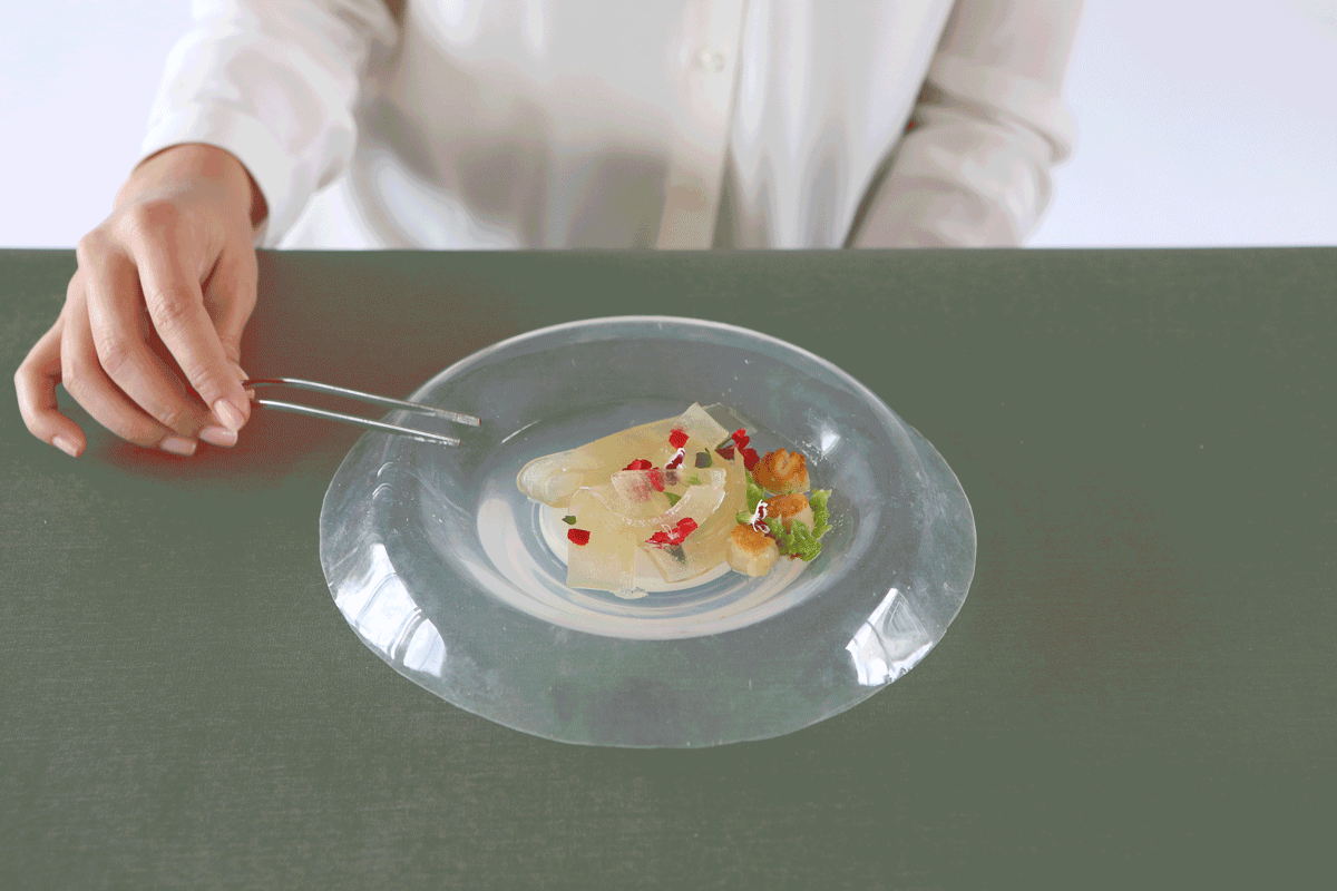 清爽果凍感食器，用餐煮飯盛裝滿滿互動