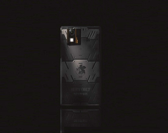 迎擊使徒：SH-06D NERV實機登場啦！(熱血握拳)