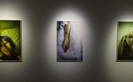 【觀展心得】惡女其實有顆溫柔的心 - 蜷川實花華麗至極，絢爛奪目的影像世界