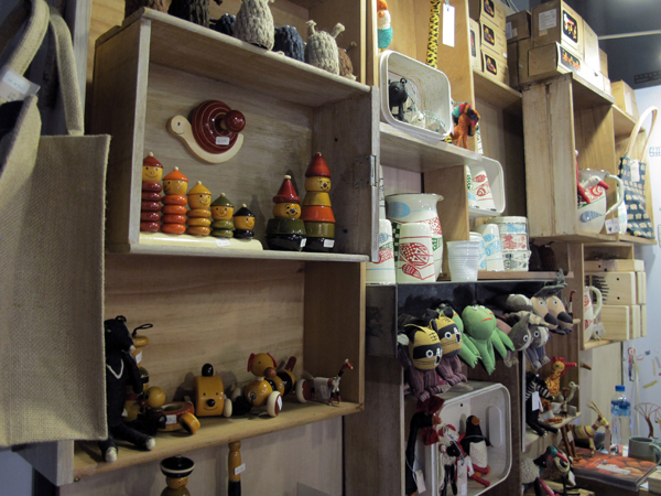 【2013台灣設計師週】逛到腳酸買到手軟的「3x3 設計產業形象展」