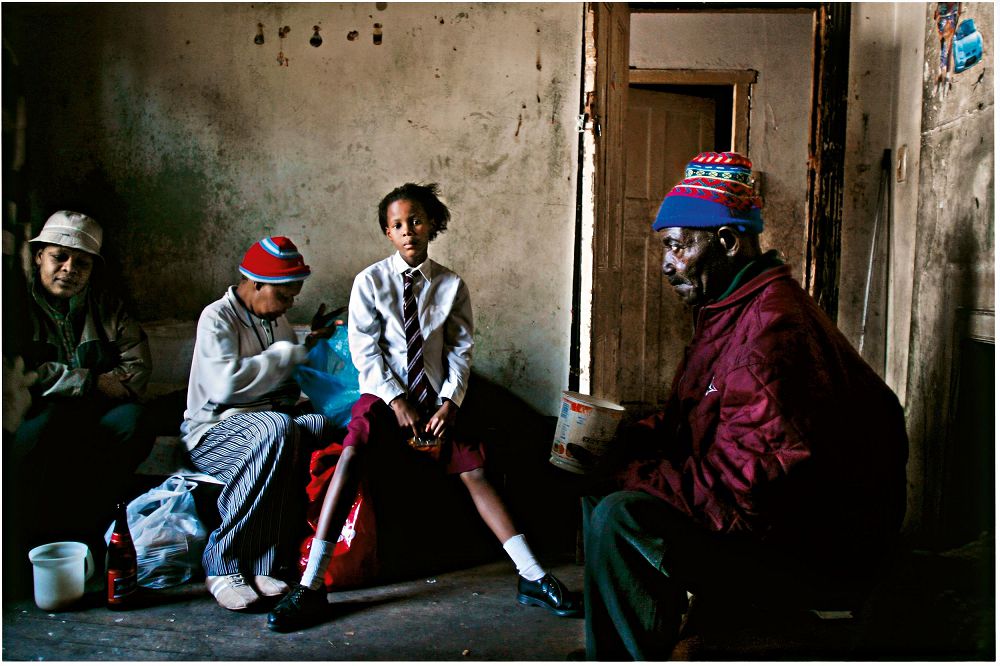 天才攝影師作品齊聚!LOBA 徠卡奧斯卡.巴納克攝影獎 40 週年回顧展紀錄下一幕幕驚心動魄和深刻眼神