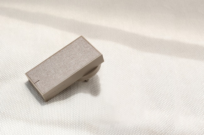 出國在外的「電力」通行證，Native Union 智能充電器一次充 4 種行動裝置