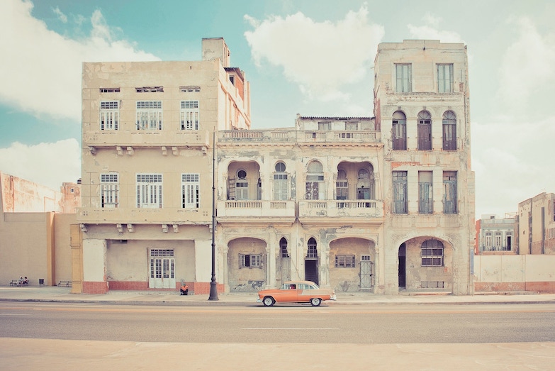 粉嫩色系的古巴哈瓦那！法國攝影師Helene Havard拍出繽紛城市景緻