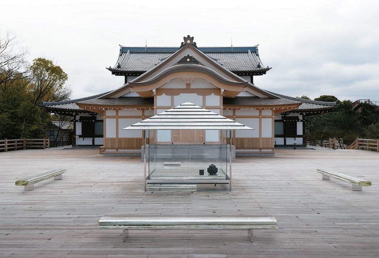 感受彩虹光影浪漫！吉岡德仁通透代表作「玻璃茶室－光庵」亮相東京國立新美術館