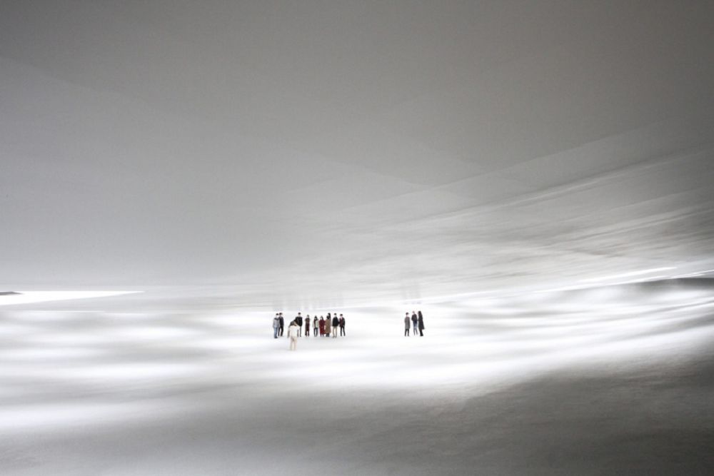 石上純也操刀神奈川工科大學KAIT廣場!無柱支撐、59個方形開口營造純白禪意境地