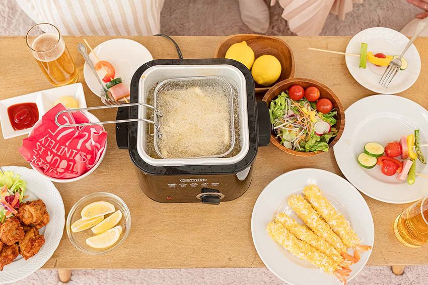 在家居酒屋提案！日本自動烤肉串機、啤酒機、串炸鍋等3款療癒美食小家電