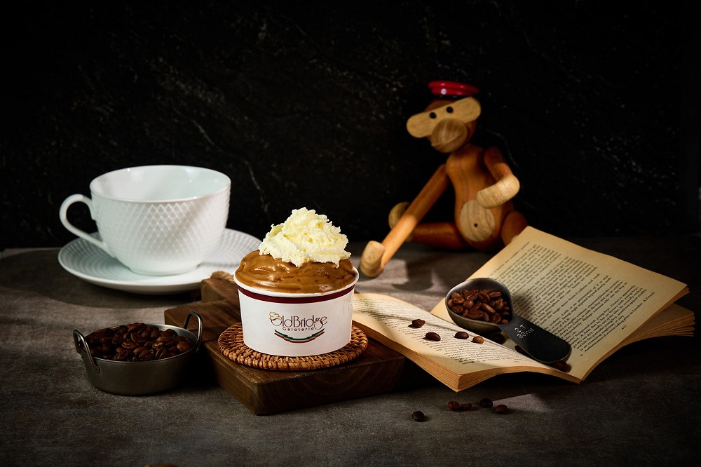 大直話題甜點新地標！義式冰淇淋 Old Bridge推派對禮盒、拿鐵、香柚甜橙新口味