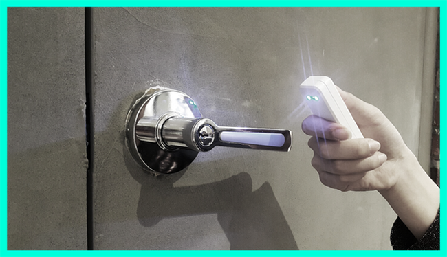 比一顆雞蛋還輕的口袋型滅菌機 Cleanty,10 秒讓你變細菌絕緣體