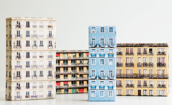 挑戰包裝樂趣！一定要水平窗格的公寓包裝紙