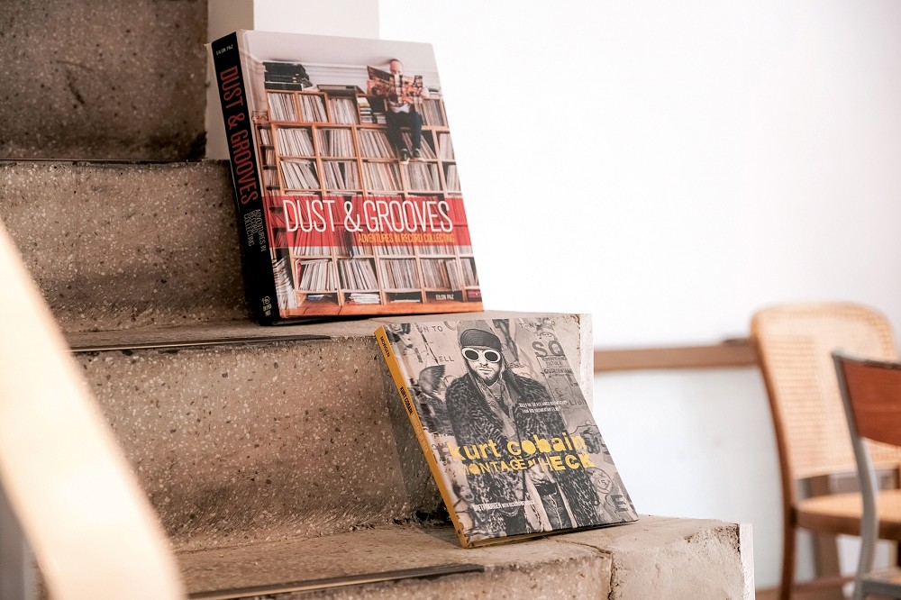 懷念的往日情懷！台中美村路「感傷唱片行」台灣唯一的懷舊卡帶專賣店