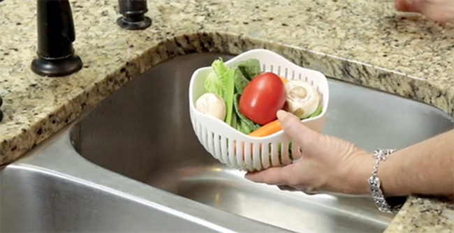 一次切好多種蔬果！60 秒輕鬆上桌的沙拉製作器