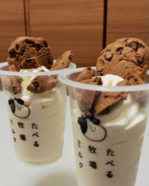 風靡日本「能吃的牧場牛奶」冰淇淋，IG 創意無限新吃法快來試試看！